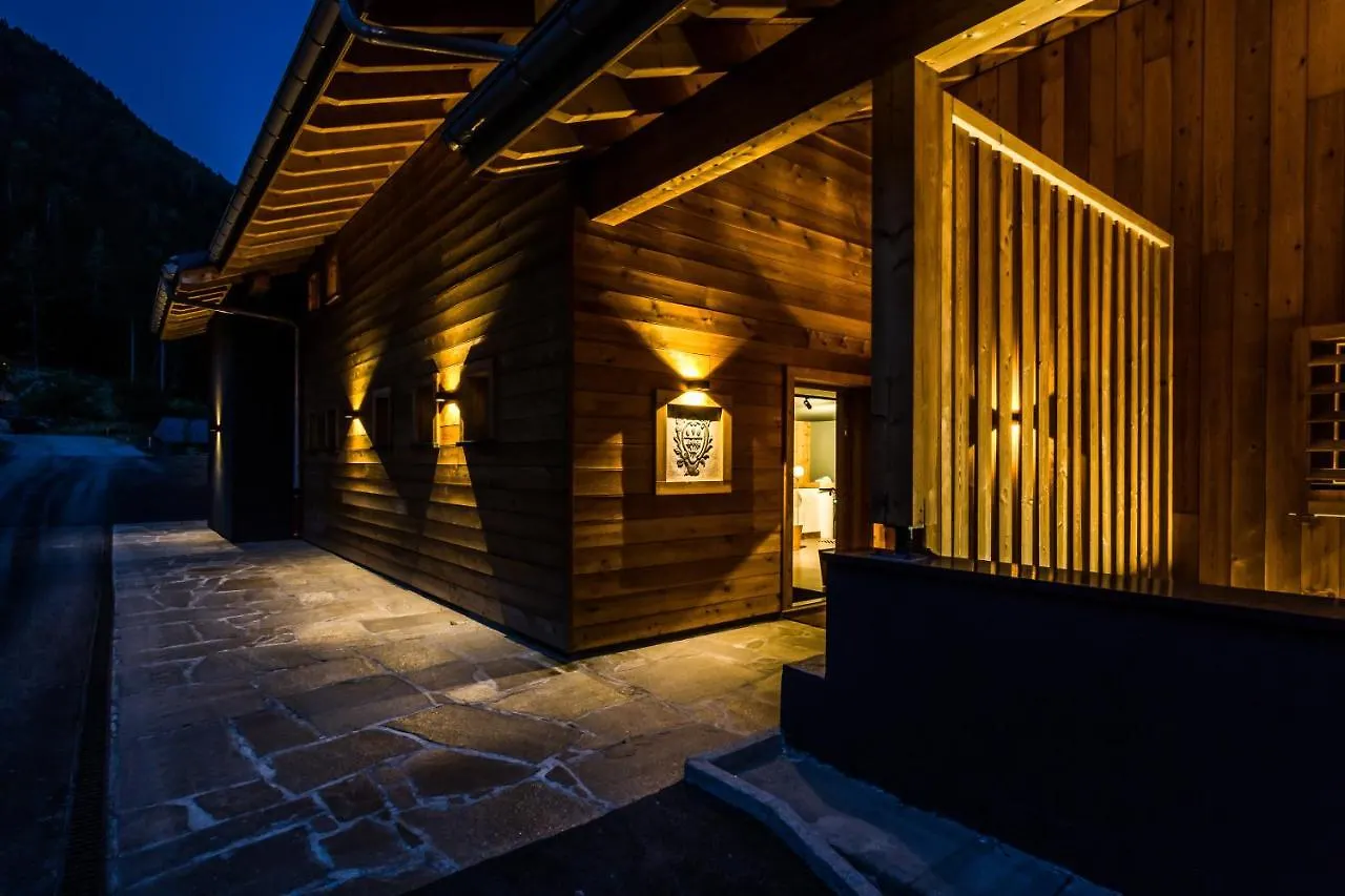 Le Chalet Mont Blanc Les Houches Bed & Breakfast